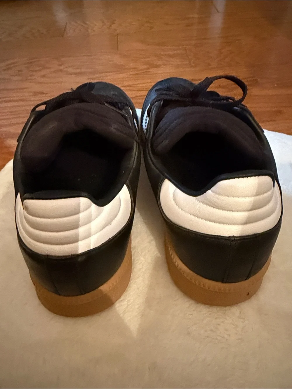 adidas Men’s Samba Leather Sneakers - Black/White/Gum